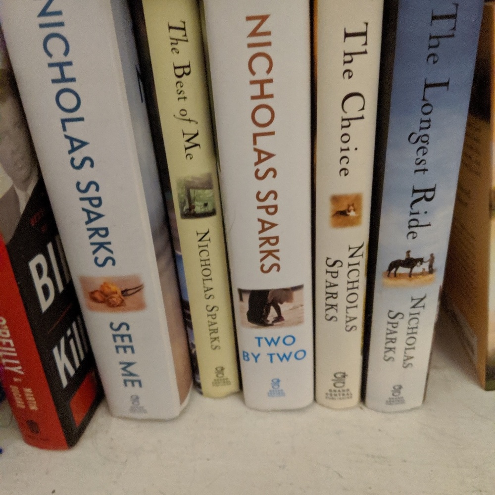 17 Nicholas Sparks books